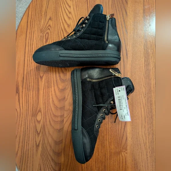 Valentina Rangoni Black Leather/Quilted Booties - Size 6.5M - Picture 12 of 12